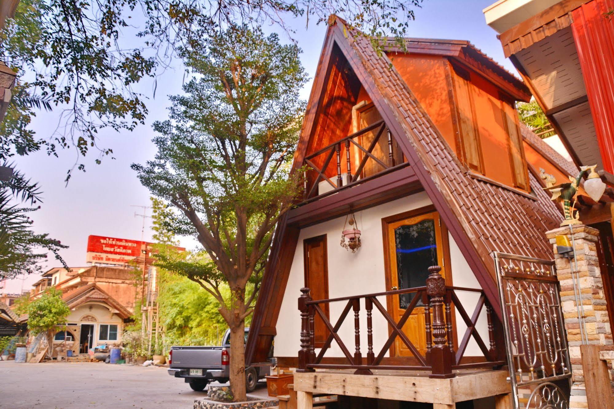Khunsri Resort Art Boutique Hotel Pattaya Esterno foto
